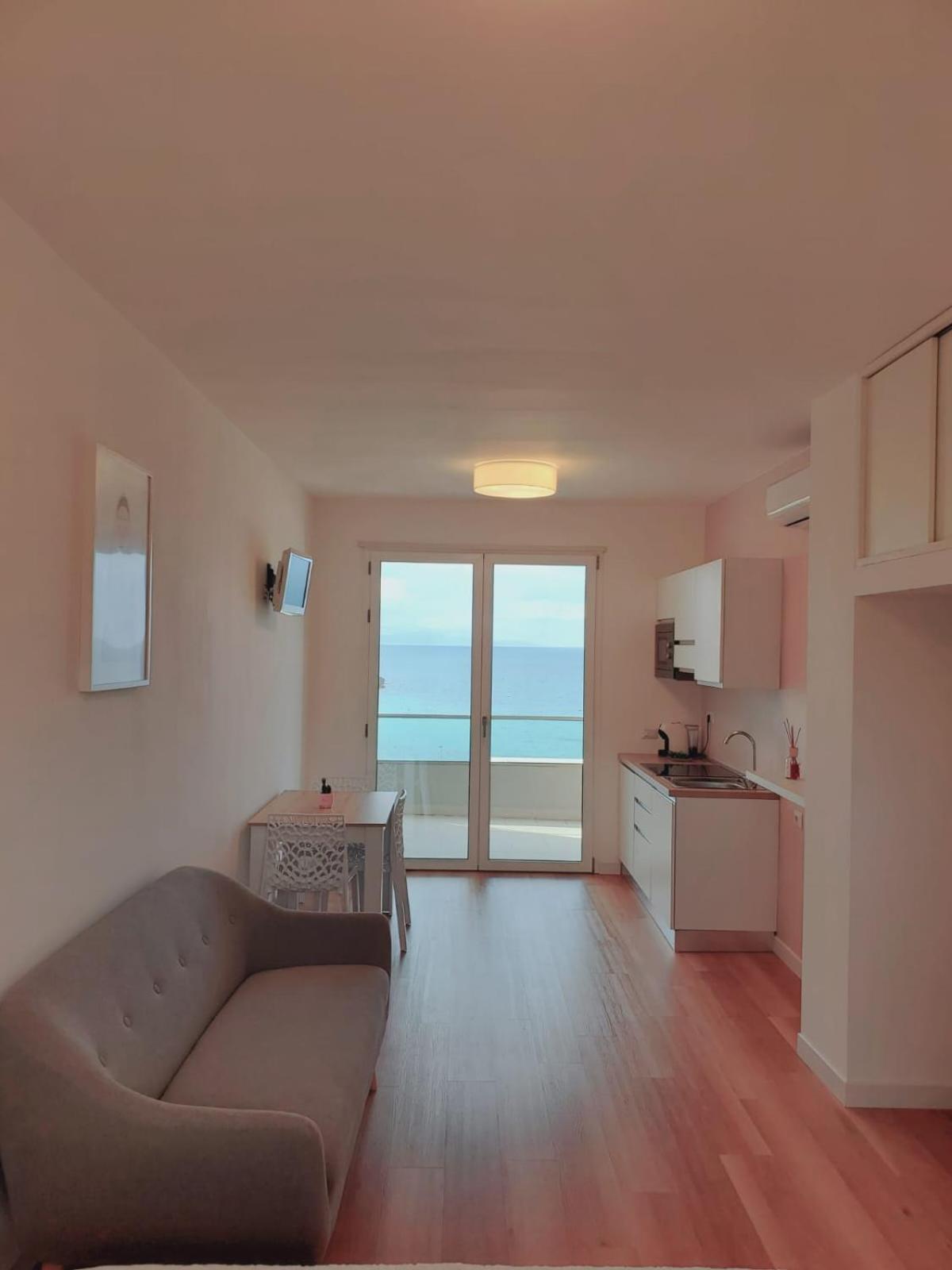 Dolphin'S Home 托雷斯港 外观 照片